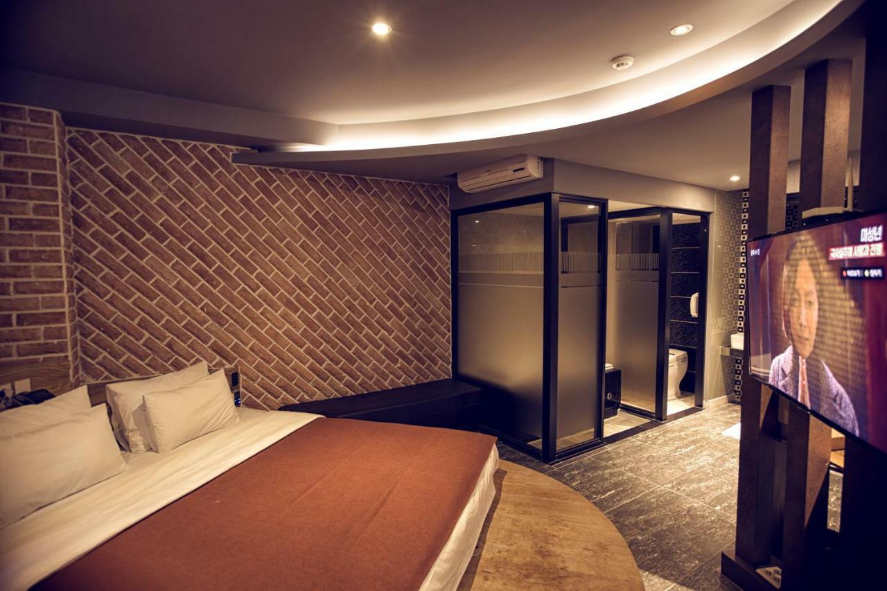 Hotel 109 Пусан Екстер'єр фото