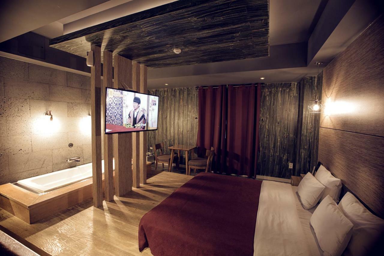 Hotel 109 Пусан Екстер'єр фото