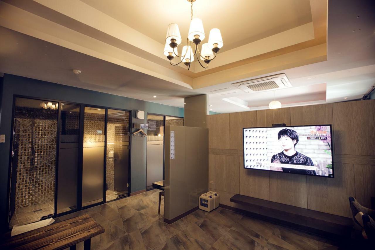 Hotel 109 Пусан Екстер'єр фото