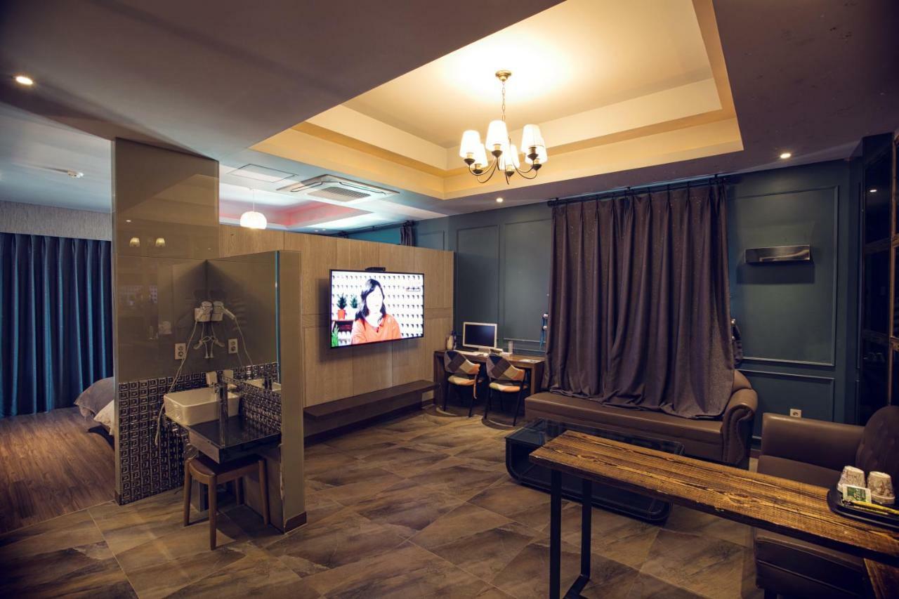 Hotel 109 Пусан Екстер'єр фото